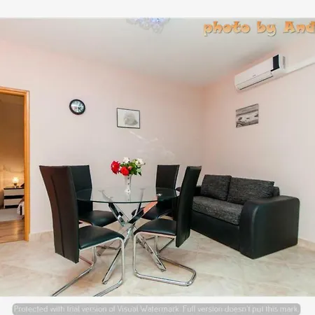 Apartment Andela Vinisce