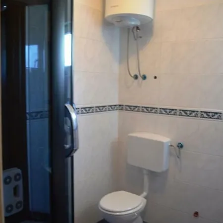 Andela Apartment *